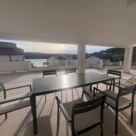 Apartamento Rab